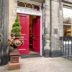 Six Brunton Place ***** Edinburgh